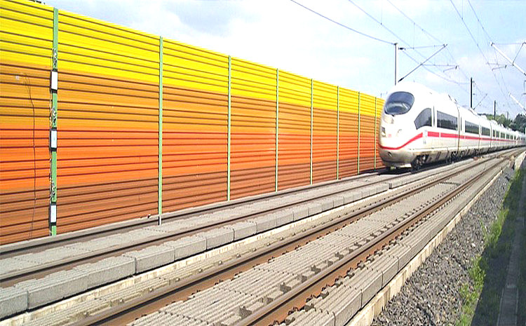 城鐵輕軌火車(chē)道消音擋墻